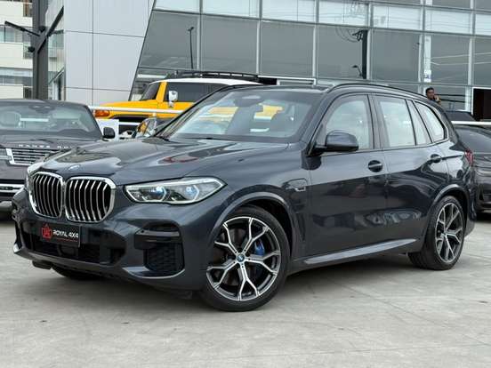 BMW-X5-3.0 I6 TURBO HÍBRIDO XDRIVE45E M SPORT AUTOMÁTICO BMW-X5-2021