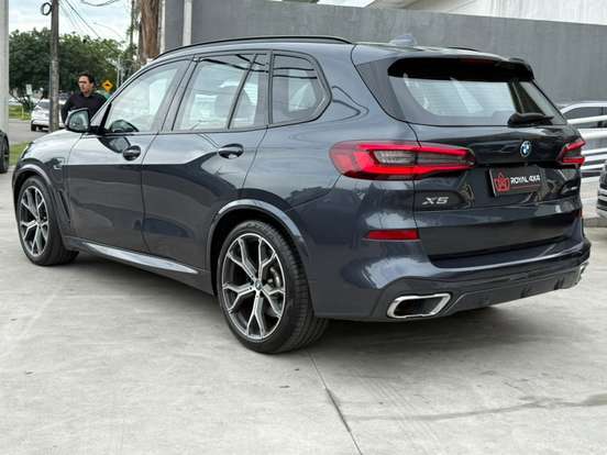 BMW-X5-3.0 I6 TURBO HÍBRIDO XDRIVE45E M SPORT AUTOMÁTICO BMW-X5-2021