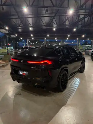 BMW-X6-2022