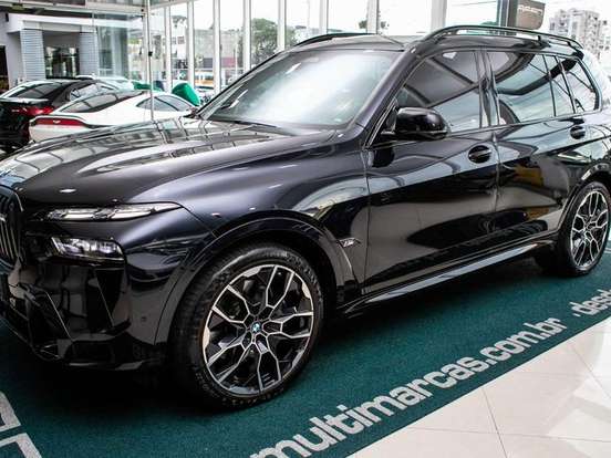 BMW-X7-4.4 V8 GASOLINA M60i STEPTRONIC BMW-X7-2023