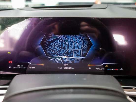 BMW-X7-4.4 V8 GASOLINA M60i STEPTRONIC BMW-X7-2023