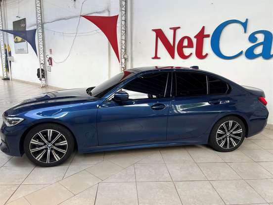 BMW-320i-2021
