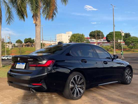 BMW-320i-2.0 16V TURBO GASOLINA GP AUTOMÁTICO BMW-320i-2020