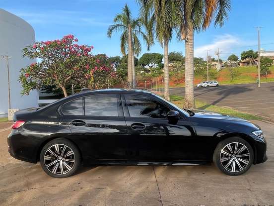 BMW-320i-2.0 16V TURBO GASOLINA GP AUTOMÁTICO BMW-320i-2020