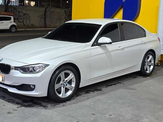 BMW-320i-2.0 GP 16V TURBO GASOLINA 4P AUTOMÁTICO BMW-320i-2013