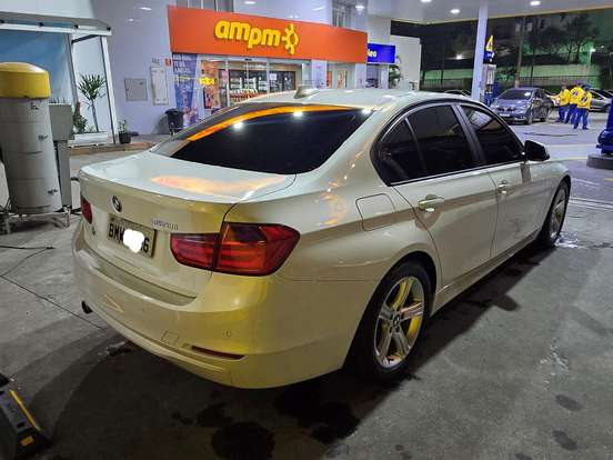 BMW-320i-2.0 GP 16V TURBO GASOLINA 4P AUTOMÁTICO BMW-320i-2013