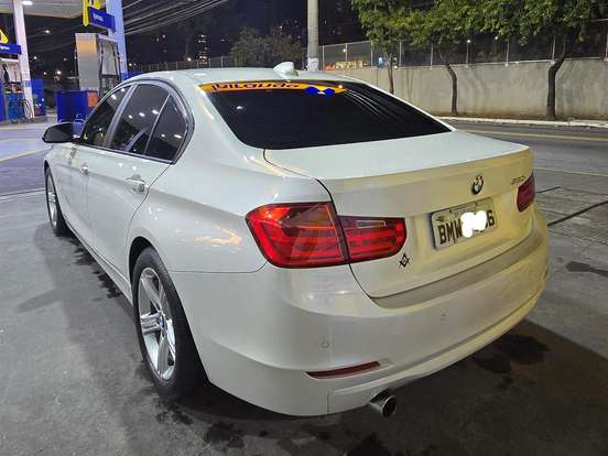 BMW-320i-2.0 GP 16V TURBO GASOLINA 4P AUTOMÁTICO BMW-320i-2013