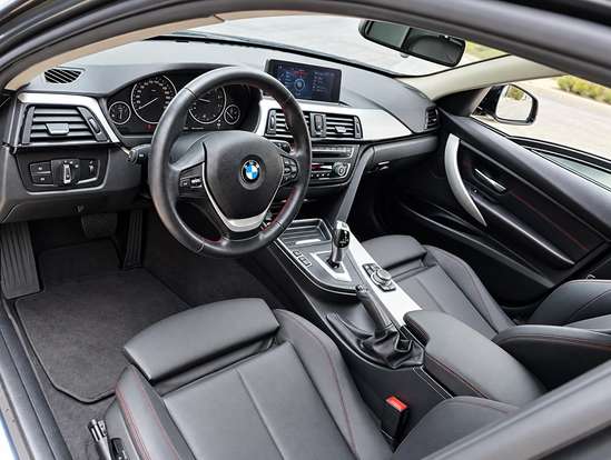 BMW-320i-2013