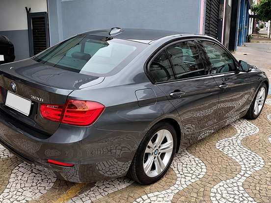 BMW-320i-2.0 SPORT GP 16V TURBO GASOLINA 4P AUTOMÁTICO BMW-320i-2013