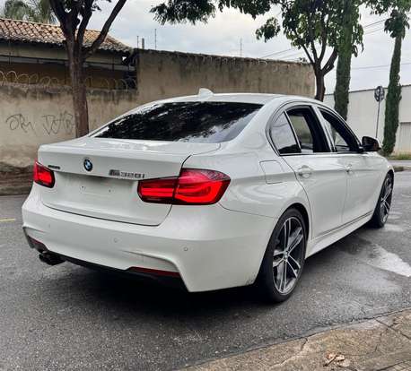 BMW-328i-2018
