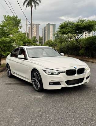 BMW-328i-2018