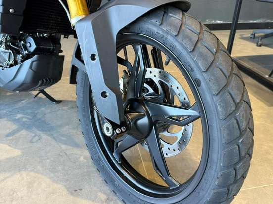 BMW-G 310 GS-2024