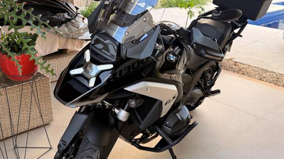 BMW R 1300 GS TRIPLE BLACK 
