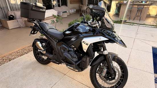 BMW-R 1300 GS TRIPLE BLACK BMW-R 1300 GS TRIPLE BLACK-2025