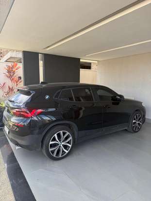 BMW-X2-2021