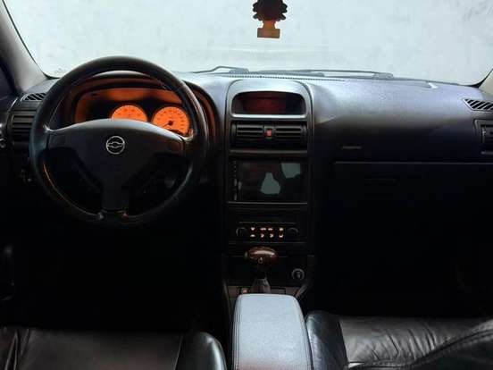 CHEVROLET-ASTRA-2004