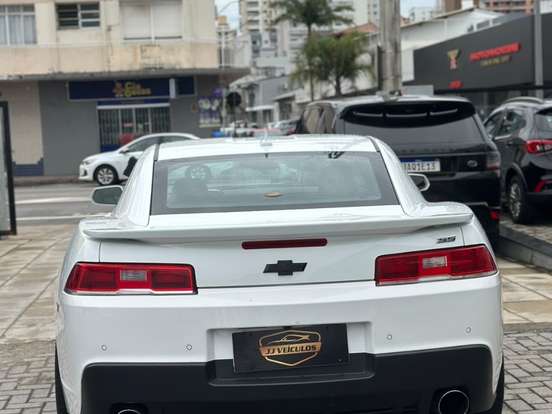 CHEVROLET-CAMARO-6.2 V8 GASOLINA SS AUTOMÁTICO CHEVROLET-CAMARO-2014