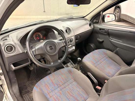 CHEVROLET-CELTA-1.0 MPFI LIFE 8V FLEX 2P MANUAL CHEVROLET-CELTA-2010