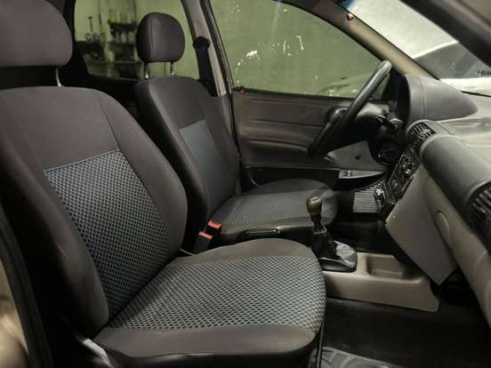 CHEVROLET-CLASSIC-1.0 MPFI LS 8V FLEX 4P MANUAL CHEVROLET-CLASSIC-2011