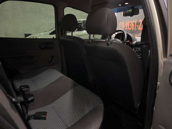 CHEVROLET-CLASSIC-2011