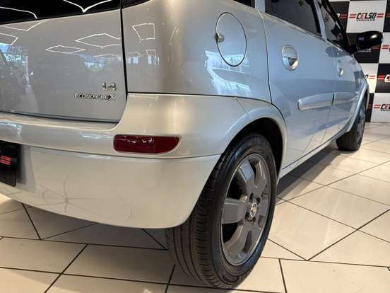 CHEVROLET-CORSA-2009