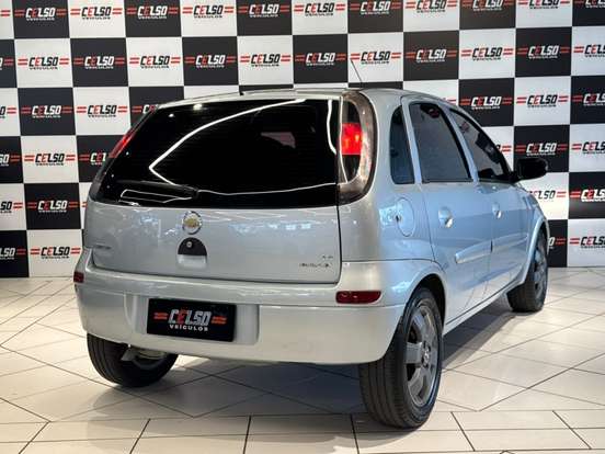 CHEVROLET-CORSA-1.4 MPFI PREMIUM 8V FLEX 4P MANUAL CHEVROLET-CORSA-2009