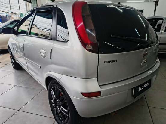 CHEVROLET-CORSA-2005