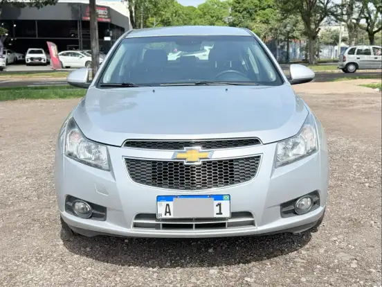 CHEVROLET-CRUZE-2013