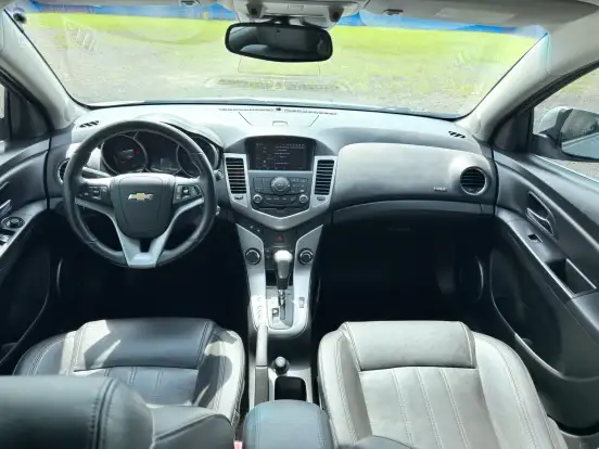 CHEVROLET-CRUZE-2013