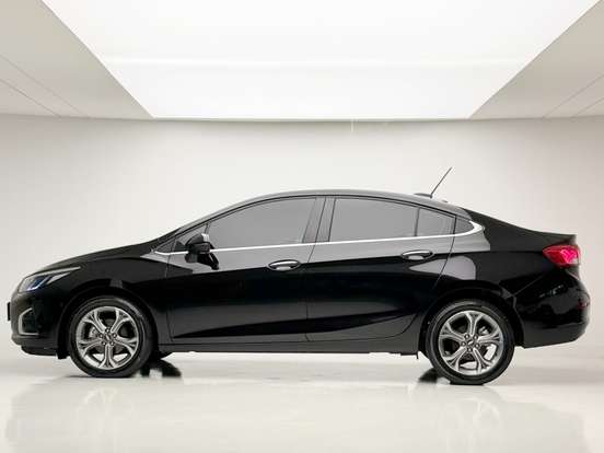 CHEVROLET-CRUZE-2022