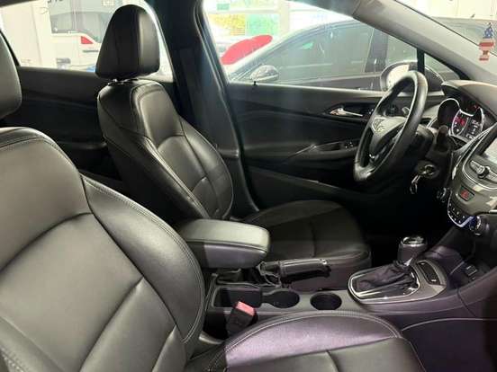 CHEVROLET-CRUZE-2020