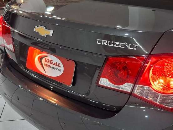 CHEVROLET-CRUZE-2015