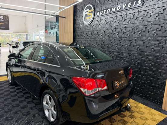 CHEVROLET-CRUZE-2012