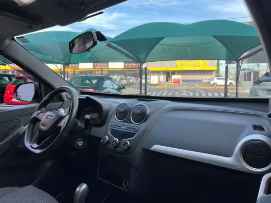 CHEVROLET-MONTANA-2014