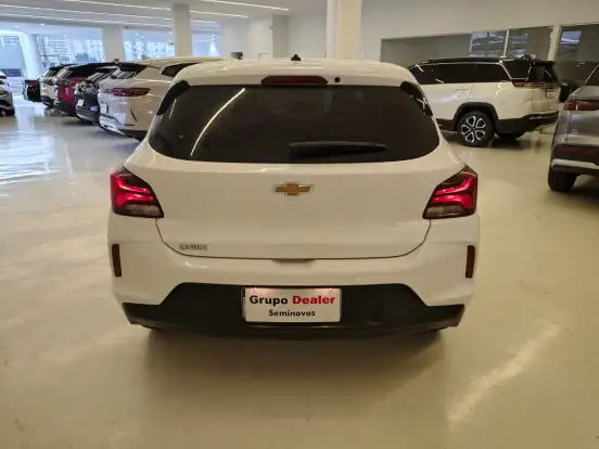 CHEVROLET-ONIX-2023