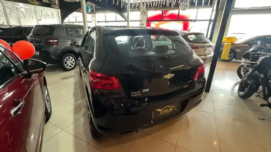 CHEVROLET-ONIX-2018