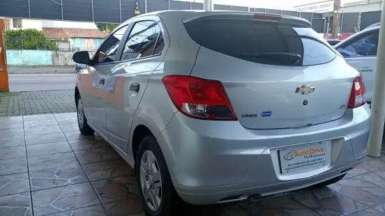 CHEVROLET-ONIX-1.0 MPFI JOY 8V FLEX 4P MANUAL CHEVROLET-ONIX-2017