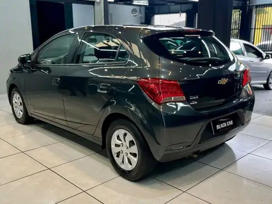 CHEVROLET-ONIX-1.0 MPFI LT 8V FLEX 4P MANUAL CHEVROLET-ONIX-2018