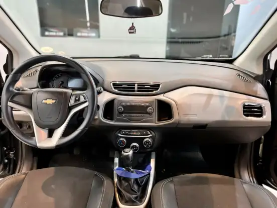 CHEVROLET-ONIX-2018