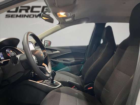 CHEVROLET-ONIX-2021