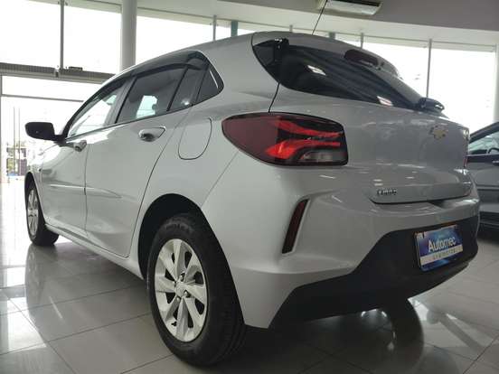 CHEVROLET-ONIX-2021