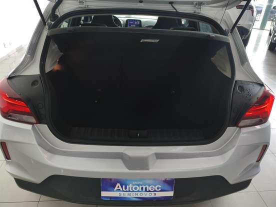 CHEVROLET-ONIX-2021