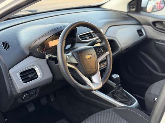 CHEVROLET-ONIX-2017