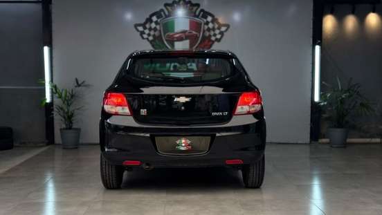 CHEVROLET-ONIX-2016