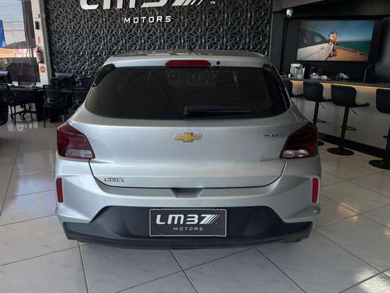 CHEVROLET-ONIX-2022