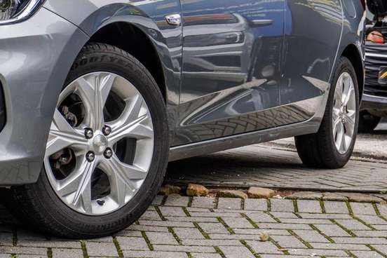 CHEVROLET-ONIX-2023