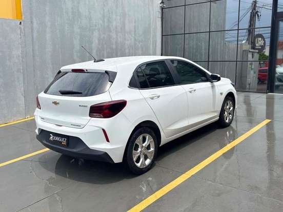 CHEVROLET-ONIX-2020