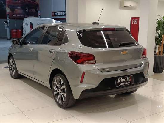 CHEVROLET-ONIX-2024