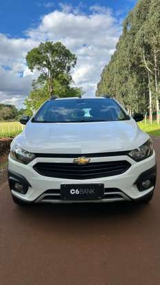 CHEVROLET-ONIX-2018