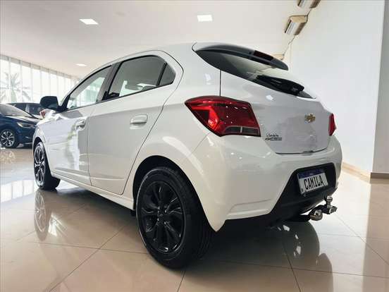 CHEVROLET-ONIX-1.4 MPFI ADVANTAGE 8V FLEX 4P AUTOMÁTICO CHEVROLET-ONIX-2019